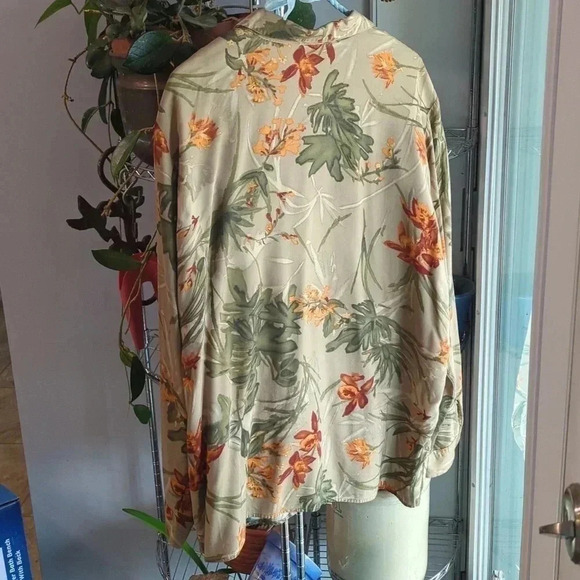 🎉Host Pick❤️Floral 90's  Blouse - Picture 6 of 9